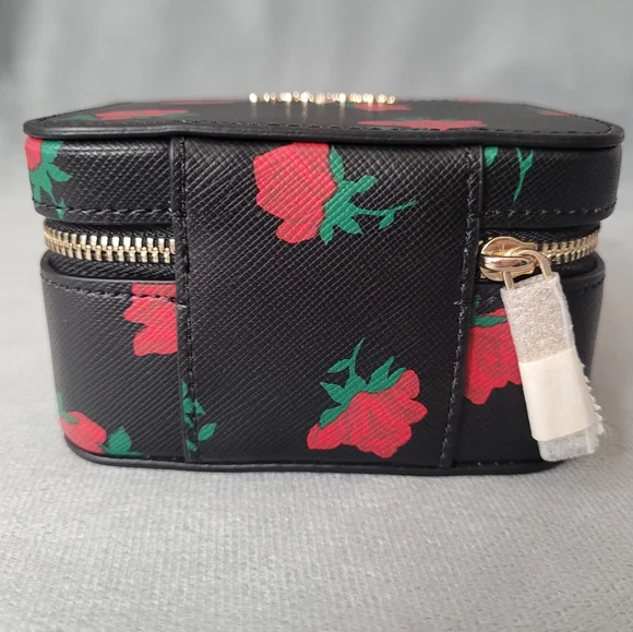 Kate ā ļø Jewelry Holder - Picture 5 of 15